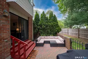 59 Danforth Ln, West Hartford, CT 06110 - Photo 7