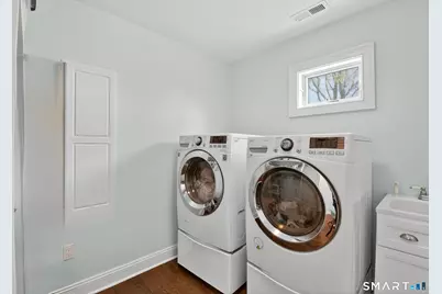 12 Howe Place, Milford, CT 06460 - Photo 27