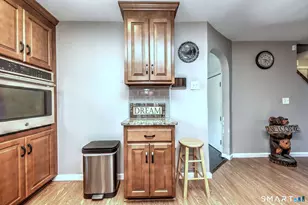 8 Inverness Square, Middletown, CT 06457 - Photo 15