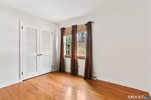 64 Mariner Cir, Trumbull, CT 06611 - Photo 19