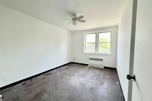 54 W North St, Stamford, CT 06902 - Photo 13