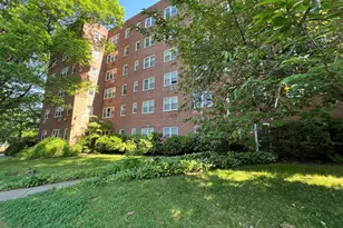 54 W North St, Stamford, CT 06902 - Photo 31