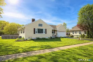 1304 Nichols Ave, Stratford, CT 06614 - Photo 3