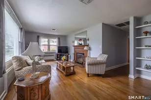 1304 Nichols Ave, Stratford, CT 06614 - Photo 5