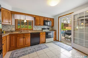 42 Chimney Sweep Rd, Wallingford, CT 06492 - Photo 9