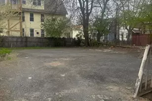 44 Bond St, Hartford, CT 06114 - Photo 13