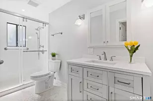 298 Baton Ln, Stratford, CT 06614 - Photo 5