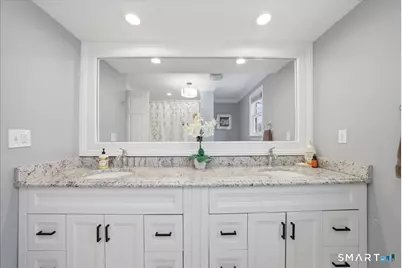 53 Moulthrop Street, East Haven, CT 06512 - Photo 11