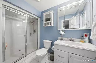 53 Moulthrop St, East Haven, CT 06512 - Photo 9