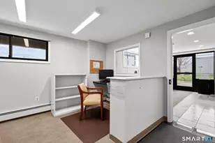 250 Governor St, East Hartford, CT 06108 - Photo 7
