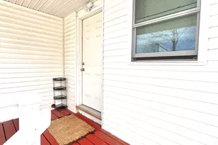 135 Claudia Dr, Stratford, CT 06614 - Photo 3