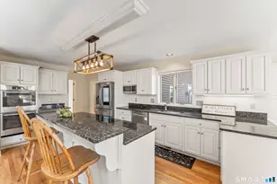 35 Aarons Ct, Ridgefield, CT 06877 - Photo 9