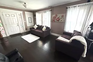 273 Palm St, Hartford, CT 06112 - Photo 3