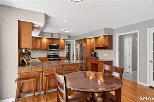 7 Village View Ln, Farmington, CT 06085 - Photo 15