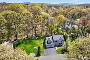 7 Village View Ln, Farmington, CT 06085 - Photo 3