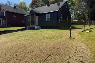 102 Horton Ave, Meriden, CT 06450 - Photo 17