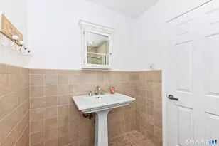 163 MacGregor Dr, Stamford, CT 06902 - Photo 17