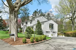 24 Blue Ribbon Dr, Westport, CT 06880 - Photo 3