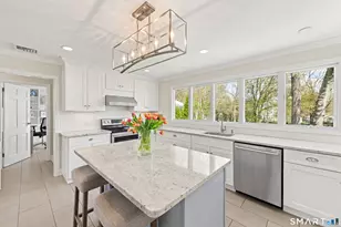 24 Blue Ribbon Dr, Westport, CT 06880 - Photo 9