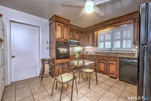 615 James Farm Rd, Stratford, CT 06614 - Photo 15