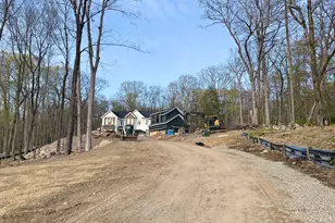 108 Old Farm Rd, Weston, CT 06825 - Photo 3