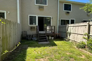 243 Sterling Village, Meriden, CT 06450 - Photo 5