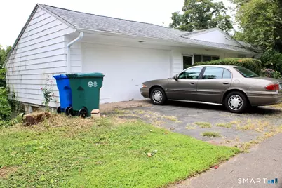 49 Robert Street, Hamden, CT 06514 - Photo 3