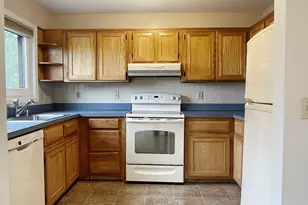 27 Crows Nest Ln, Danbury, CT 06810 - Photo 9
