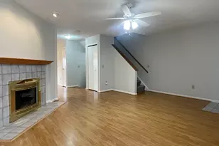 27 Crows Nest Ln, Danbury, CT 06810 - Photo 5