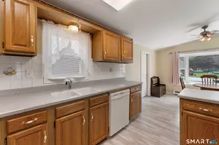 109 Colonial Rd, Plainfield, CT 06374 - Photo 19