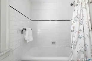 69 Warwick St, West Hartford, CT 06119 - Photo 21
