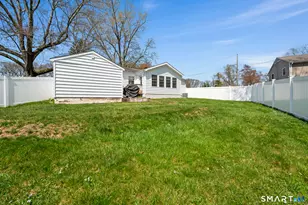 91 Pinecrest Dr, Southington, CT 06489 - Photo 37