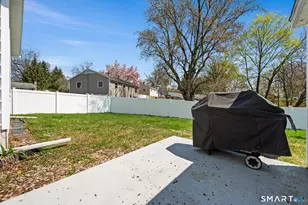 91 Pinecrest Dr, Southington, CT 06489 - Photo 33