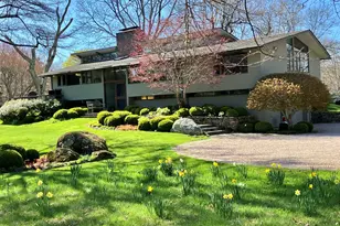 111 Tipping Rock Rd, Stonington, CT 06378 - Photo 3