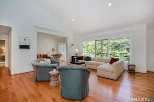 3 Morgan Pl, Avon, CT 06001 - Photo 3