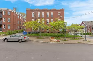 143 Putnam St, Hartford, CT 06106 - Photo 25