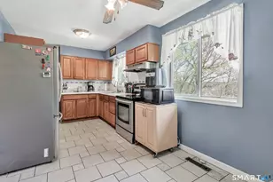 9 Alan Dr, Ansonia, CT 06401 - Photo 11