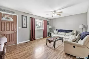 9 Alan Dr, Ansonia, CT 06401 - Photo 5