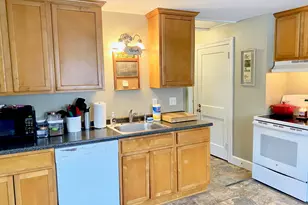 46 Faneuil St, Windsor, CT 06095 - Photo 3