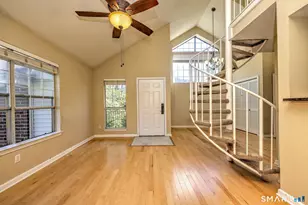 138 Carriage Crossing Ln, Middletown, CT 06457 - Photo 11