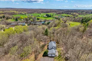 94 Quonnipaug Hill Rd, Guilford, CT 06437 - Photo 5