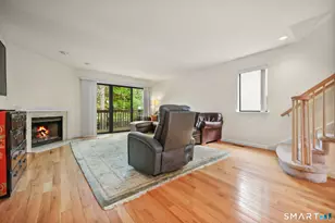 2435 Bedford St, Stamford, CT 06905 - Photo 9