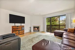 2435 Bedford St, Stamford, CT 06905 - Photo 11