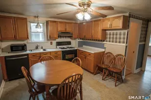 116 N Main St, Beacon Falls, CT 06403 - Photo 5
