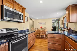 1309 Flanders Rd, Groton, CT 06355 - Photo 7