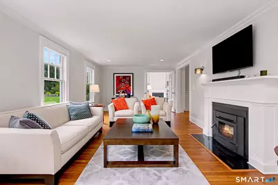 19 Richards Lane, New Canaan, CT 06840 - Photo 3
