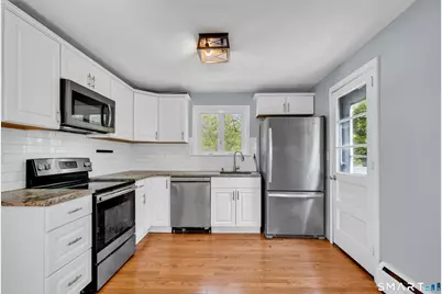 65 Edgewood Street, East Hartford, CT 06108 - Photo 15