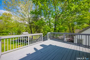 65 Edgewood St, East Hartford, CT 06108 - Photo 7