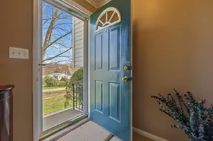 45 Brookwood Dr, Branford, CT 06405 - Photo 3