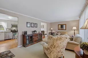 45 Brookwood Dr, Branford, CT 06405 - Photo 5
